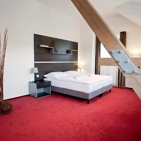 Hotel Zámecká Sýpka 3*